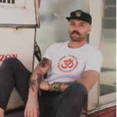 Gayatri Mantra "Om Bhur Bhuva Swah" T-Shirt