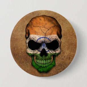 Gealterte und abgenutzte indische Flagge Schädel Button