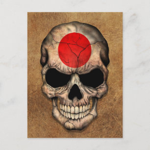 Gealterte und abgenutzte japanische Flagge Schädel Postkarte