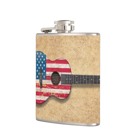 Gealterte und getragene Flagge-Akustikgitarre Flachmann (Links)