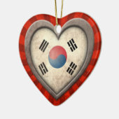 Gealtertes südkoreanisches Flaggen-Herz mit hellen Keramikornament (Links)