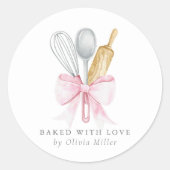 Gebacken mit Liebe Elegant Rosa Bow Personalisiert Runder Aufkleber (Vorderseite)