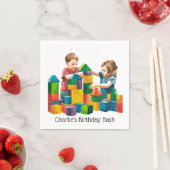 Gebäude blockiert den Geburtstagsschaden Serviette (Beispiel)