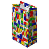 Gebäude blockiert den Primärfarbenjungen Geburtsta Kleine Geschenktüte (Vorderseite Schrägansicht)