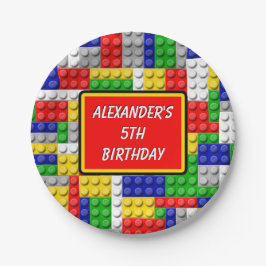 Gebäude blockiert den Primärfarbenjungen Geburtsta Pappteller