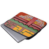 Gebäude des Klosters Detail Laptopschutzhülle (Vorne Knopf)