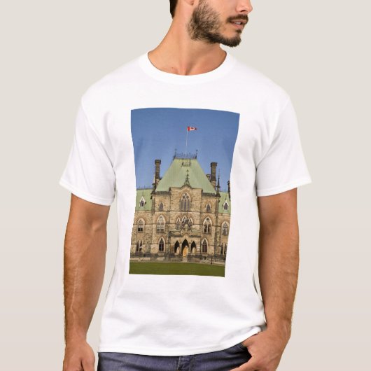 Gebäude des Parlaments in Ottawa, Ontario, Kanada T-Shirt (Vorderseite)