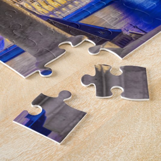 Gebäude des ungarischen Parlaments in Dusk Puzzle (Seite)