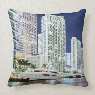Gebäude entlang dem Miami-Fluss Riverwalk Kissen