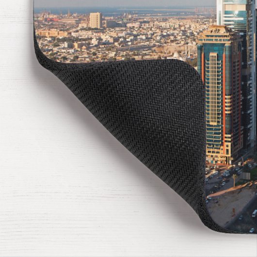 Gebäude entlang der Sheikh Zayed Road, Dubai Mousepad (Ecke)
