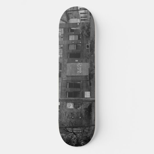 Gebäude für die Produktion Skateboard (Vorderseite)