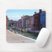 Gebäude in Burano, Venedig Mousepad (Mit Mouse)