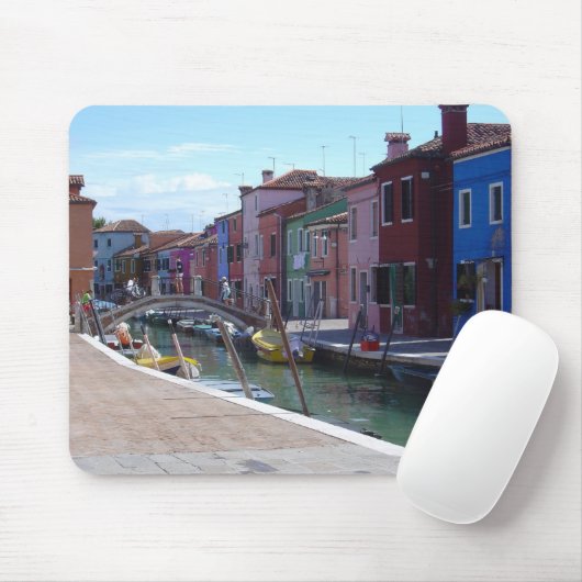 Gebäude in Burano, Venedig Mousepad (Mit Mouse)