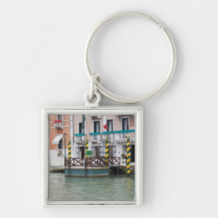 Gebäude in der Ufergegend in Venedig, Italien Schlüsselanhänger