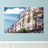 Gebäude in Sevilla, Spanien Leinwanddruck (Insitu (Holzboden))