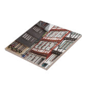 Gebäude mit halbem Baumbestand Fliese (Seite)