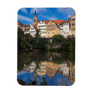Gebäude säumen den Fluss Deutschland Magnet