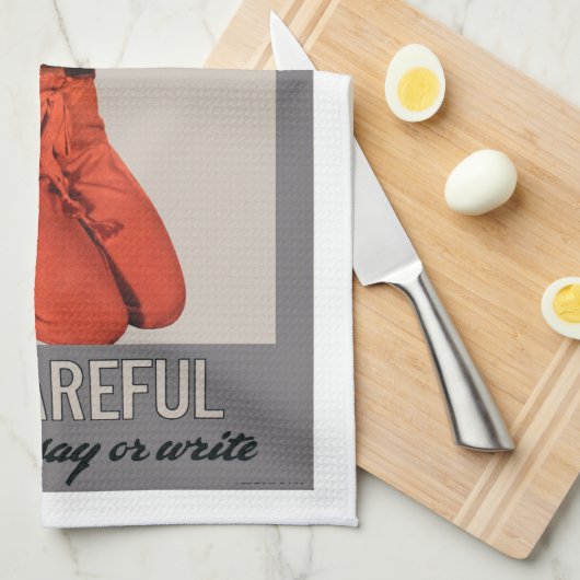 Geben Sie acht, was Sie sagen und schreiben Geschirrtuch (Viertel Falte)