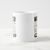 Geben Sie nie auf Jumbo-Tasse (Vorderseite)