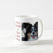 Geben Sie Vati ein KissMoyMoy Kaffeetasse (VorderseiteRechts)