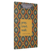 Gebet Trust Wait Retro Ikat Green Gold Klemmbrett (Rechts)