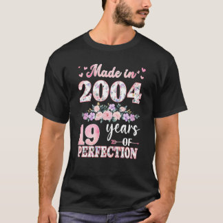 Gebildet im Jahr 2004 floral 19 Jahre alt 19 Jahre T-Shirt