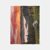 Gebirge | Camping Foggy Sunrise Fleecedecke (Vorderseite)