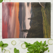 Gebirge | Camping Foggy Sunrise Geschirrtuch (Gefaltet)