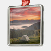 Gebirge | Camping Foggy Sunrise Ornament Aus Metall (Links)