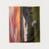 Gebirge | Camping Foggy Sunrise Wandteppich (Vorderseite)