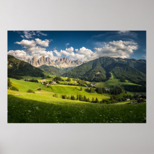 Gebirge   Funes Valley, Dolomiten, Italien Poster