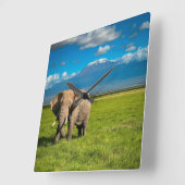 Gebirge | Kilimanjaro Tansania, Afrika Quadratische Wanduhr (Winkel)