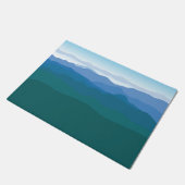 Gebirge mit Blick auf grünes Blau Illustriert Fußmatte (Schrägansicht)