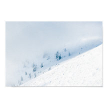 Gebirge: Sonne und Wolken, gefroren