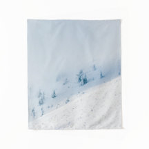 Gebirge: Sonne und Wolken, gefroren