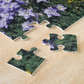 Gebirge und Wildblumen auf Almwiesen, blau Puzzle (Seite)