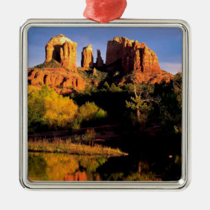 Gebirgskathedralen-Felsen Sedona Arizona Ornament Aus Metall