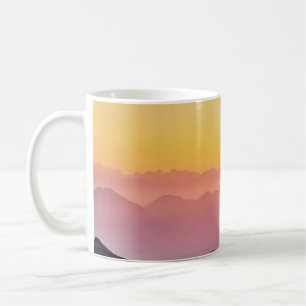 Gebirgssonnenaufgang Friedlich farbenfroh inspirie Kaffeetasse