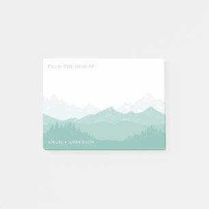 Gebirgswald mit Namensgroßem Post-it Klebezettel