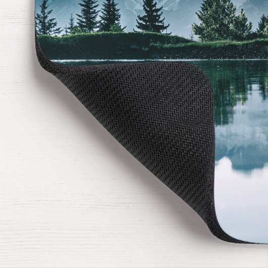 Gebirgswaldreflexion Mousepad (Ecke)