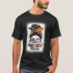Gebleicht All American Nurse Unordentlicher Dutt 4 T-Shirt