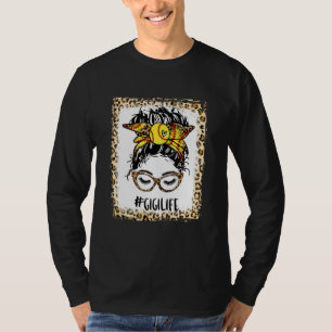 gebleicht Softball Gigi Messy Bun Game Day Mütter T-Shirt