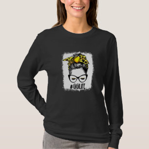 gebleicht Softball Gigi Messy Bun Game Day Mütter T-Shirt