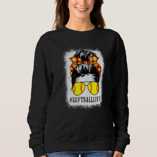 gebleicht Softball Mama Messy Bun Softball Mama Mo Sweatshirt