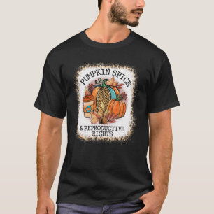 Geblendetes Kürbisgewürz und Fallen von Reprodukti T-Shirt