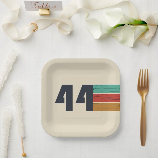 geboren 1944 Vintager 80. Geburtstag Pappteller (Hochzeit)