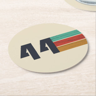 geboren 1944 Vintager 80. Geburtstag Runder Pappuntersetzer