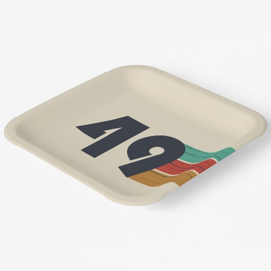 geboren 1949 Vintager Geburtstag Pappteller (Gewinkelt)