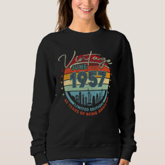 Geboren 1957 Vintag Juni 1957 65 Jahre alt Sweatshirt