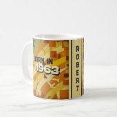 Geboren 1963 Name Tasse - 60er Retro Geometric Des (Vorderseite Links)